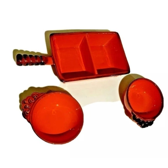 𝅺vintage Metlox Poppy Trail Red Rooster 2 Bowls and Pan with Handle Set - Picture 1 of 3